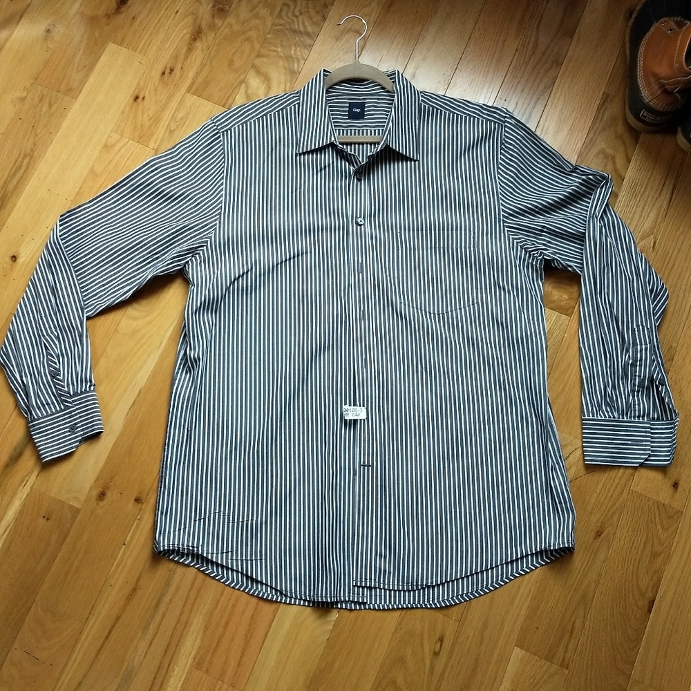 Mens Gap button down shirt